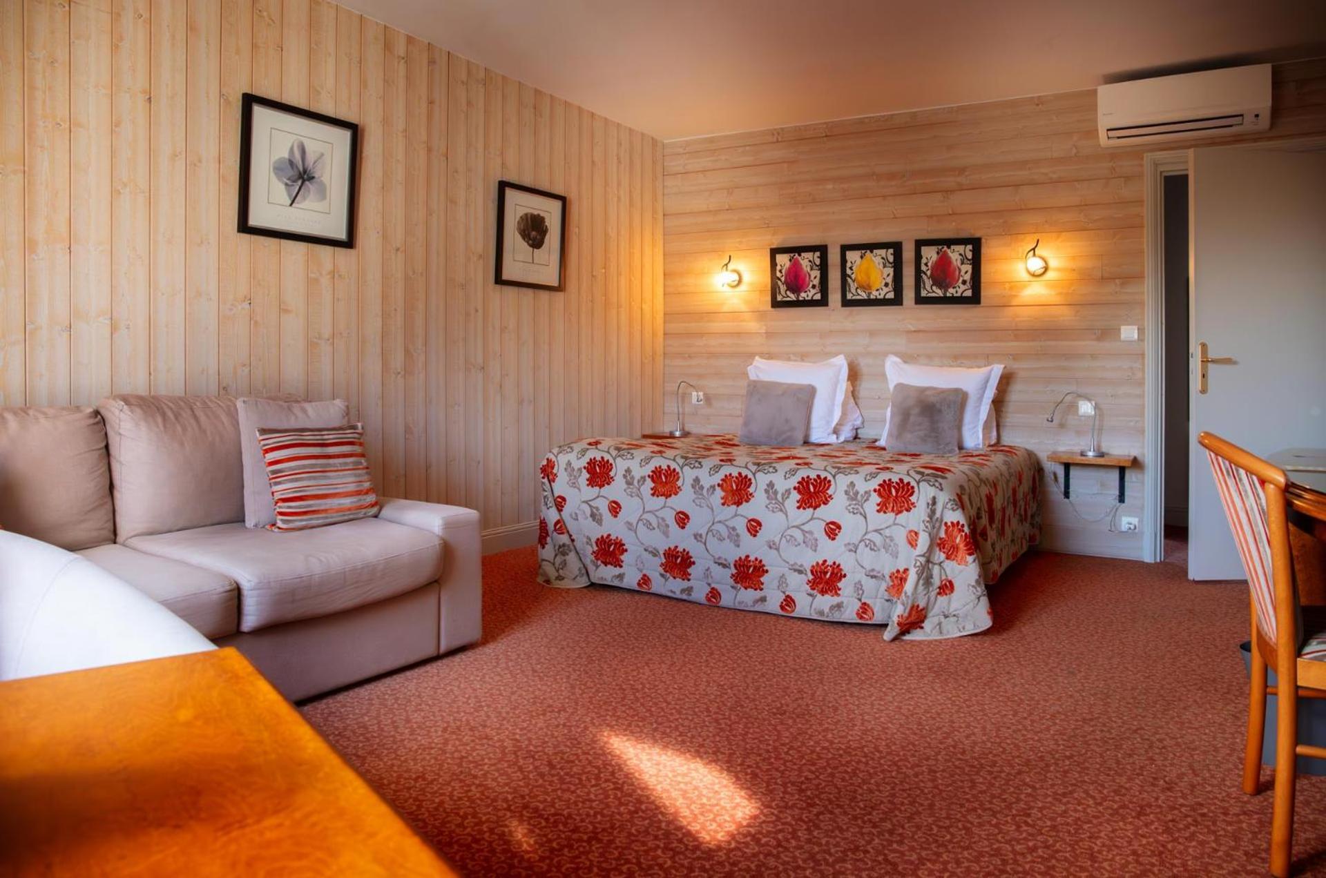 L'Aubinière Hôtel Restaurant&Spa Saint-Ouen-les-Vignes Esterno foto